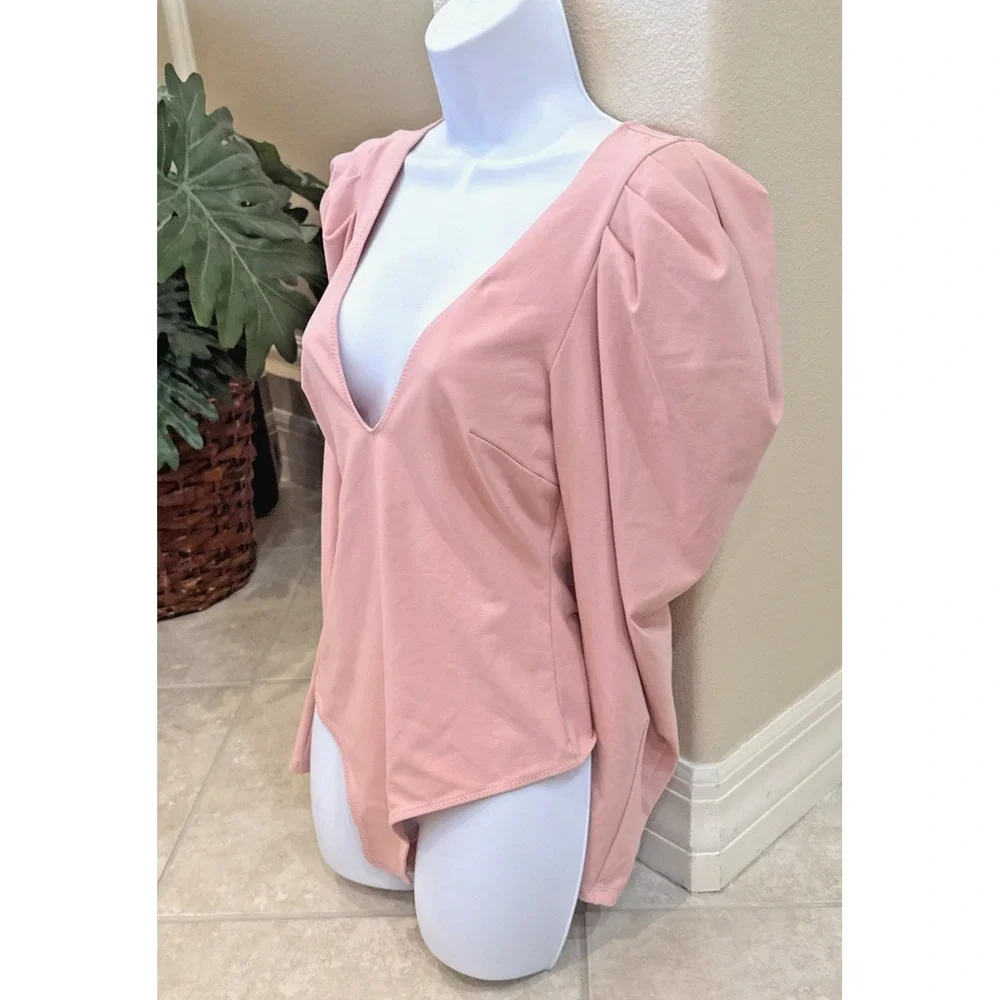 New Free People Intimately Pale Pink Bodysuit Puff Long Sleeve Deep V Size S NWT